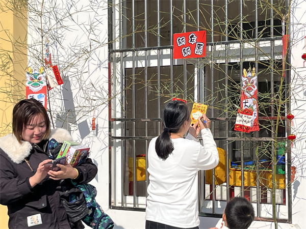 粘贴心愿树照片1.jpg